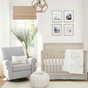 Pottery Barn Bailey Bear Nursery bedding Set